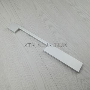אמבטיה יהירות חומרה